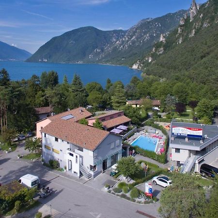 AZUR Sportcamping Rio Vantone Crone Exterior foto